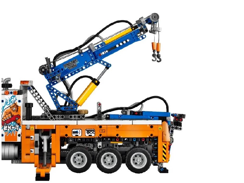 Конструктор LEGO Technic 42128 Грузовой эвакуатор